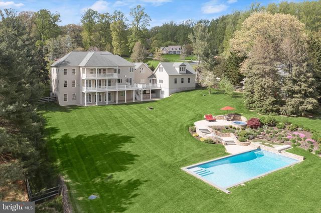 2606 BRIGADOON RD, Phoenix, MD 21131