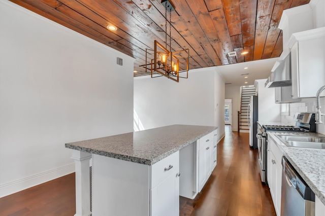 2405 Keene Street, Houston, TX 77009