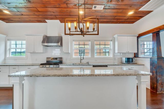 2405 Keene Street, Houston, TX 77009