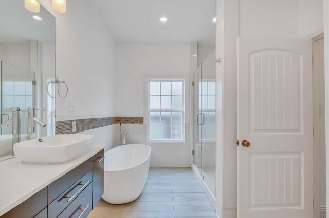 2405 Keene Street, Houston, TX 77009