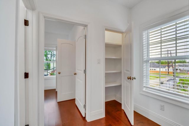 2405 Keene Street, Houston, TX 77009