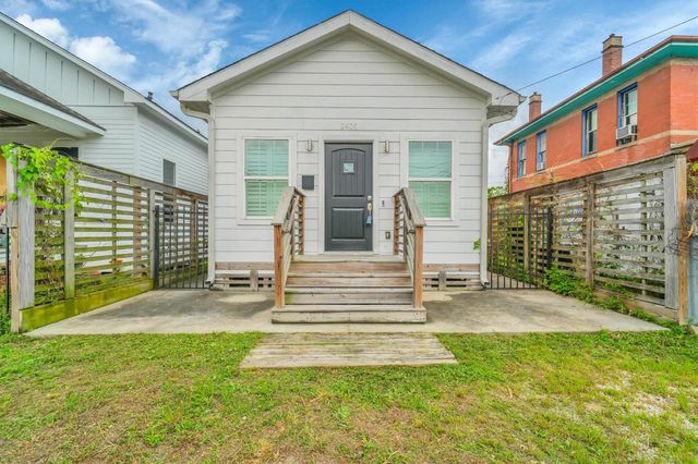 2405 Keene Street, Houston, TX 77009
