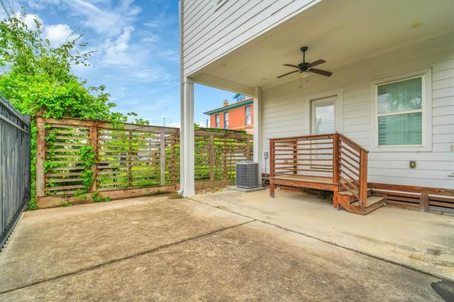 2405 Keene Street, Houston, TX 77009