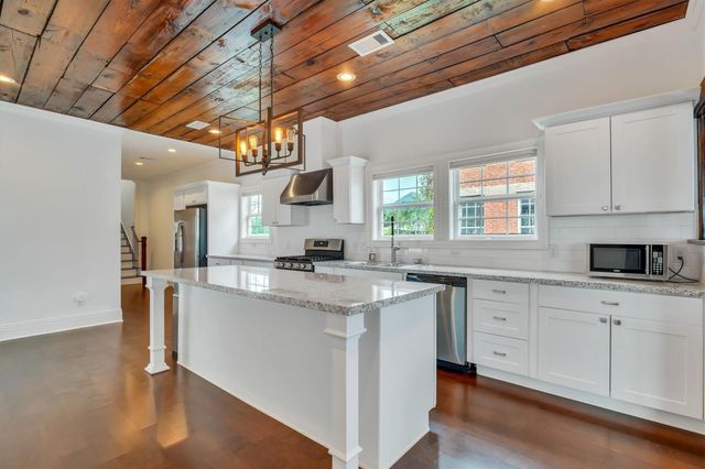 2405 Keene Street, Houston, TX 77009