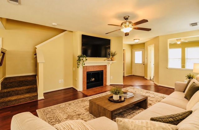 4015 Fairhope Oak Street, Pasadena, TX 77503