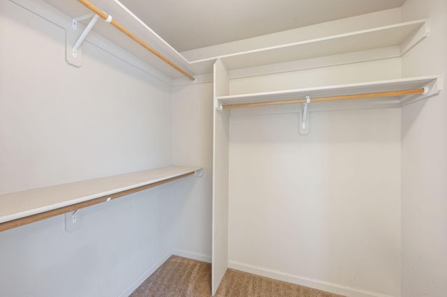 2055 NW Larch Avenue, Redmond, OR 97756