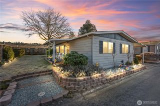 1402 22nd Street NE #214, Auburn, WA 98002
