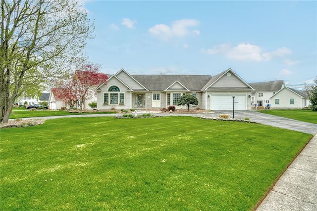 100 Rumford Road, Greece, NY 14626
