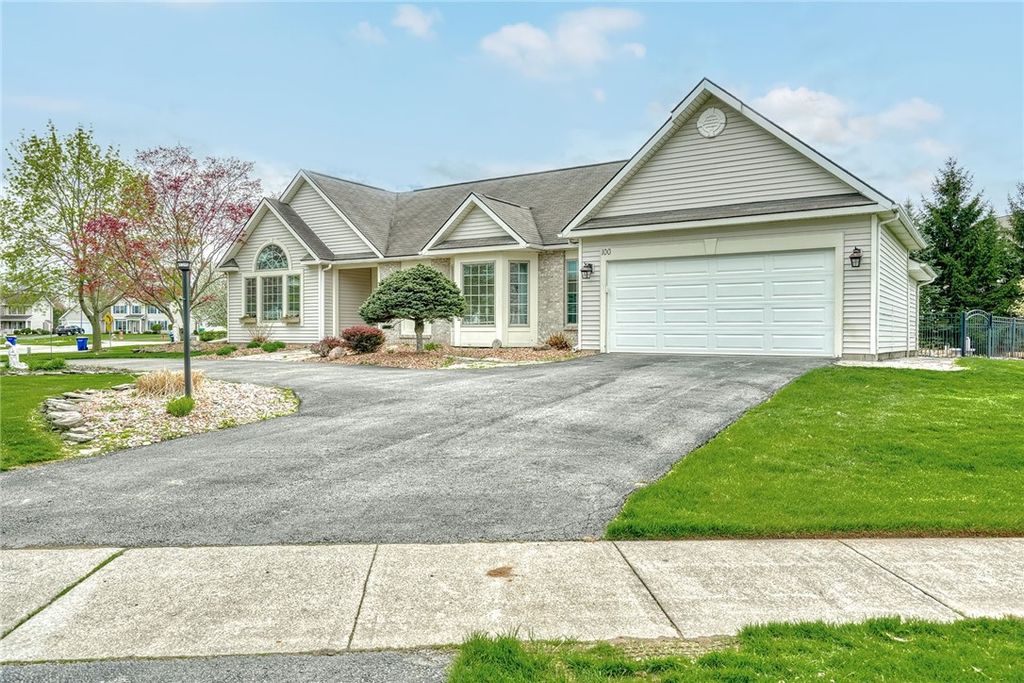 100 Rumford Road, Greece, NY 14626