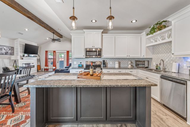 2414 Creek Drive, Granbury, TX 76048