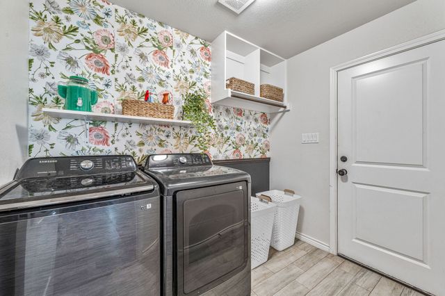 2414 Creek Drive, Granbury, TX 76048