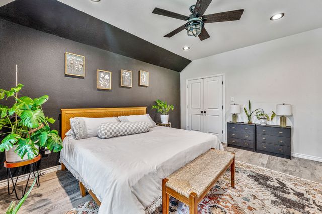 2414 Creek Drive, Granbury, TX 76048