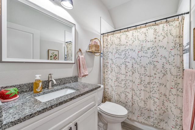 2414 Creek Drive, Granbury, TX 76048