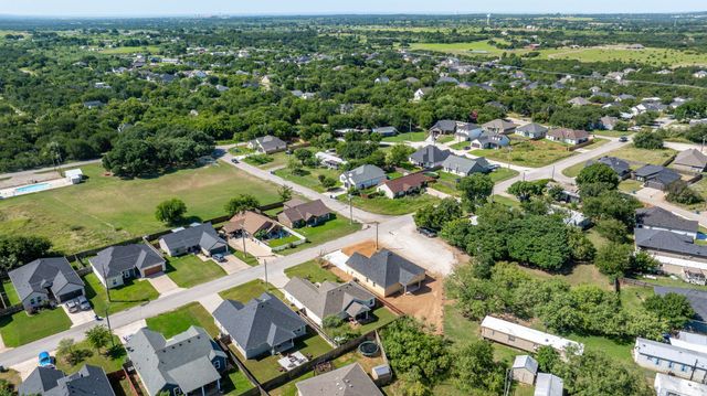 2414 Creek Drive, Granbury, TX 76048