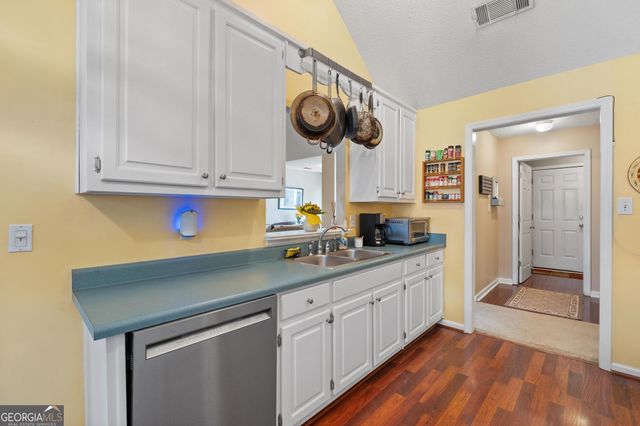 318 Chandler Ridge, Mcdonough, GA 30253