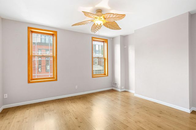 851 MOYER ST, Philadelphia, PA 19125