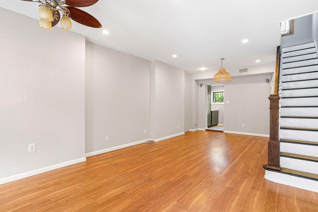851 MOYER ST, Philadelphia, PA 19125