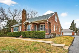 10117 Whipps Mill Rd, Louisville, KY 40223