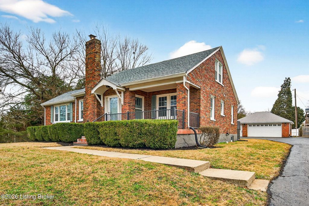 10117 Whipps Mill Rd, Louisville, KY 40223