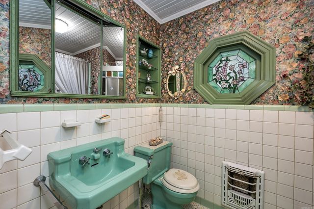 423 W Narroway Street, Benton, AR 72015