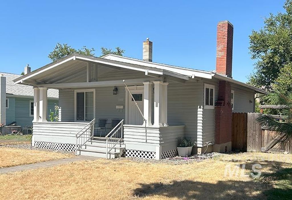 1319 9th Ave, Lewiston, ID 83501
