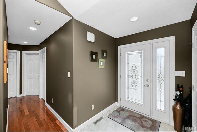 23336 Spring Creek Trail Common, Elkhart, IN 46516