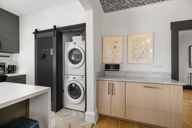 147 Longwood Ave 2, Brookline, MA 02446