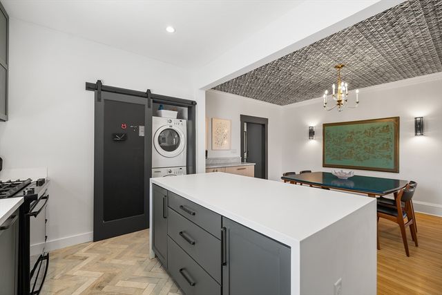 147 Longwood Ave 2, Brookline, MA 02446