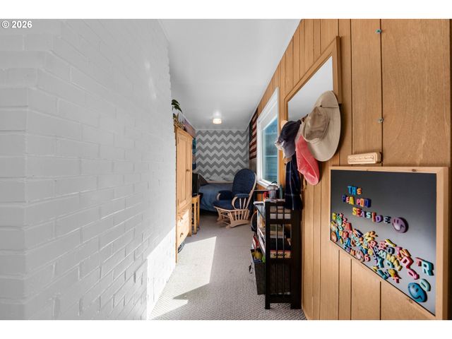 2977 SUNSET Blvd, Seaside, OR 97138