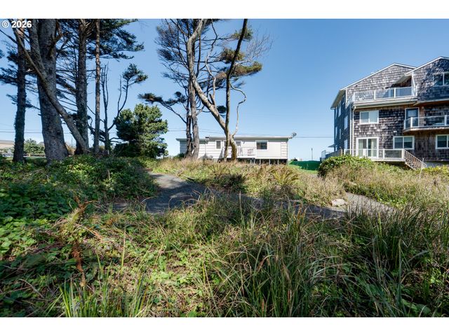 2977 SUNSET Blvd, Seaside, OR 97138