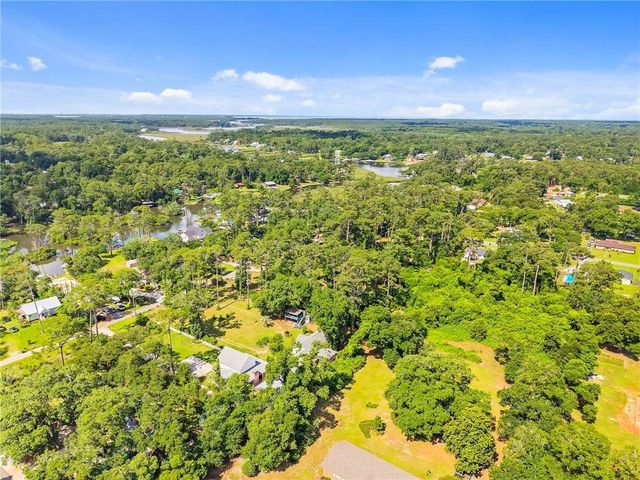 7189 Helton Drive, Foley, AL 36535
