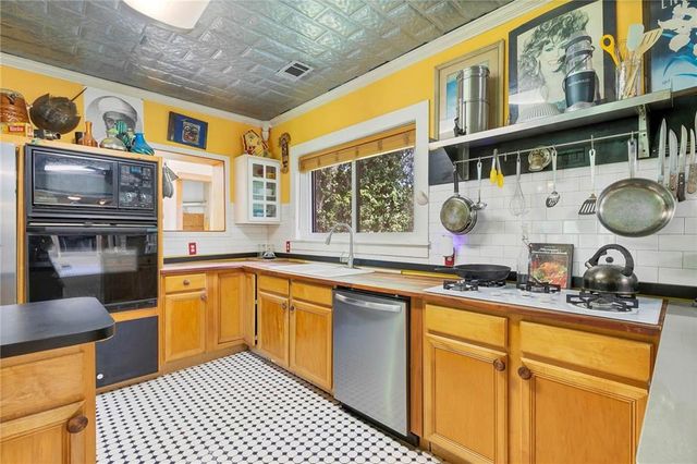 7189 Helton Drive, Foley, AL 36535
