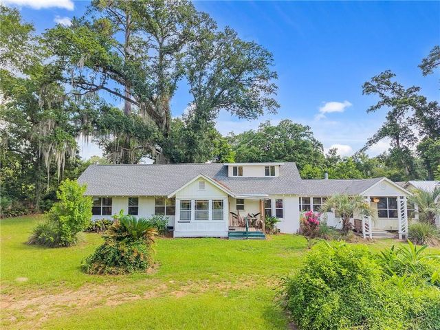 7189 Helton Drive, Foley, AL 36535