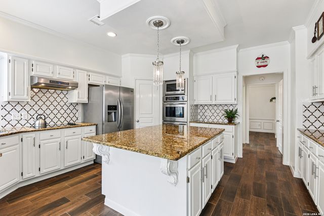 2423 Brighton Oaks, San Antonio, TX 78231