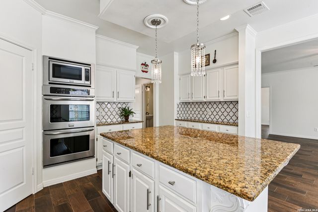 2423 Brighton Oaks, San Antonio, TX 78231