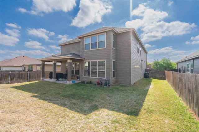 862 Apricot DR, Kyle, TX 78640