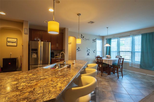 862 Apricot DR, Kyle, TX 78640