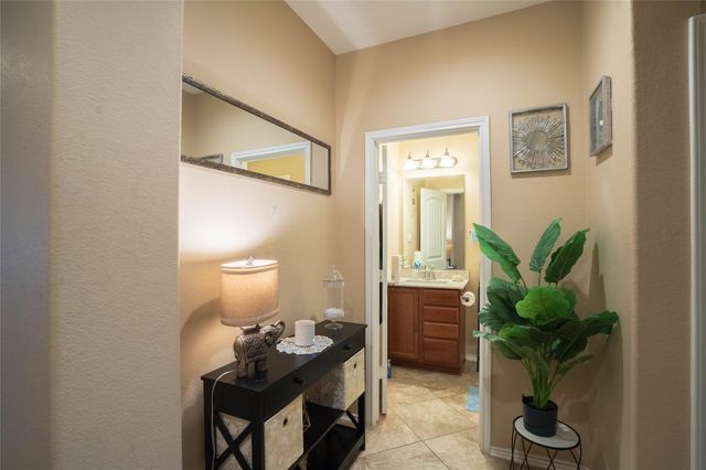 862 Apricot DR, Kyle, TX 78640