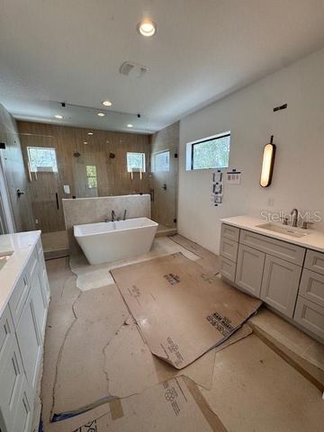 2936 W ROGERS AVENUE, Tampa, FL 33611