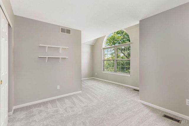 8896 Charleston Woods Drive, Deerfield Twp., OH 45040