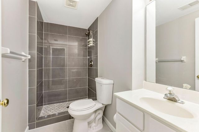 8896 Charleston Woods Drive, Deerfield Twp., OH 45040