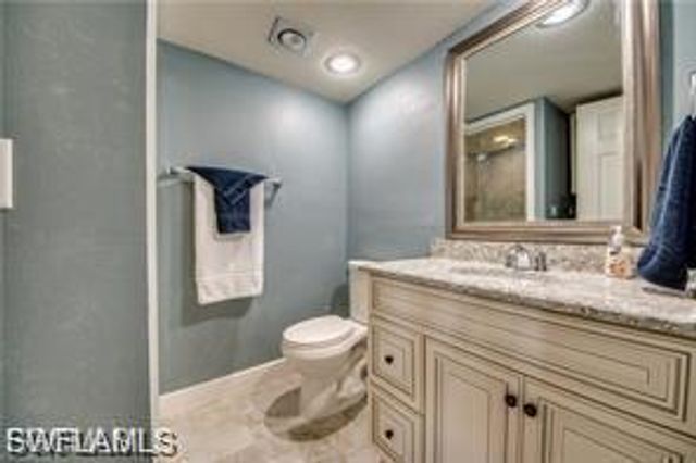 1206 SE 40th ST # 302, Cape Coral, FL 33904