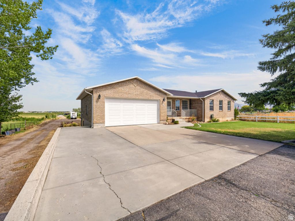 4190 W 400 S, West Weber, UT 84401 — photo 3