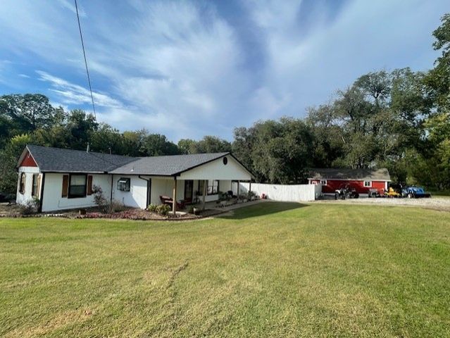 1308 W Stultz Road, Springdale, AR 72764
