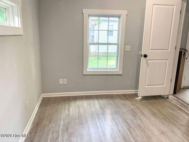 219 Charter Drive, Wilmington, NC 28403