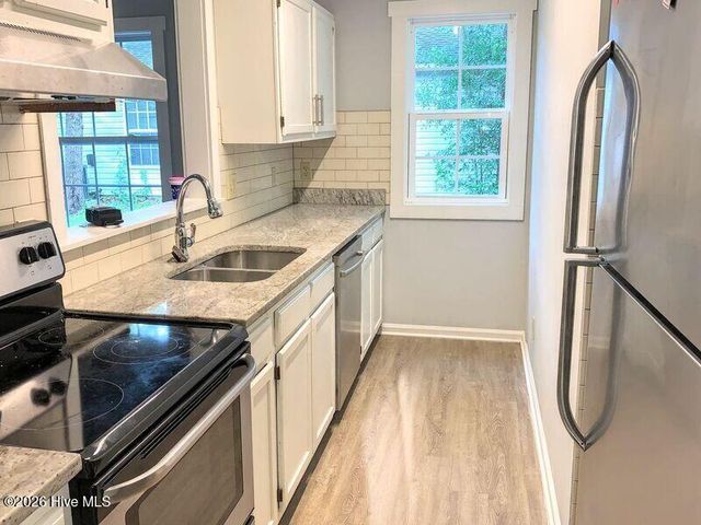 219 Charter Drive, Wilmington, NC 28403