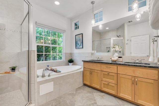 1806 Eubank ST, Georgetown, TX 78626