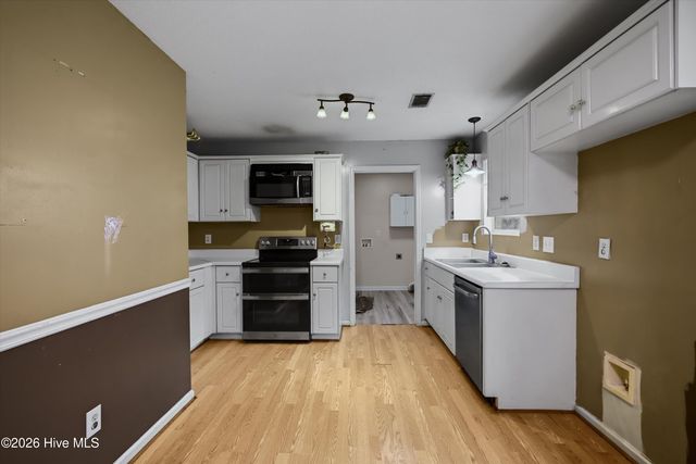 1023 Cedarview Circle, Hephzibah, GA 30815