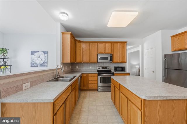 11368 WHIPKEY DR, Bealeton, VA 22712