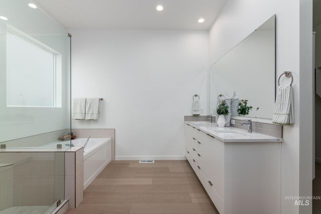 1261 W Osceola St, Middleton, ID 83644